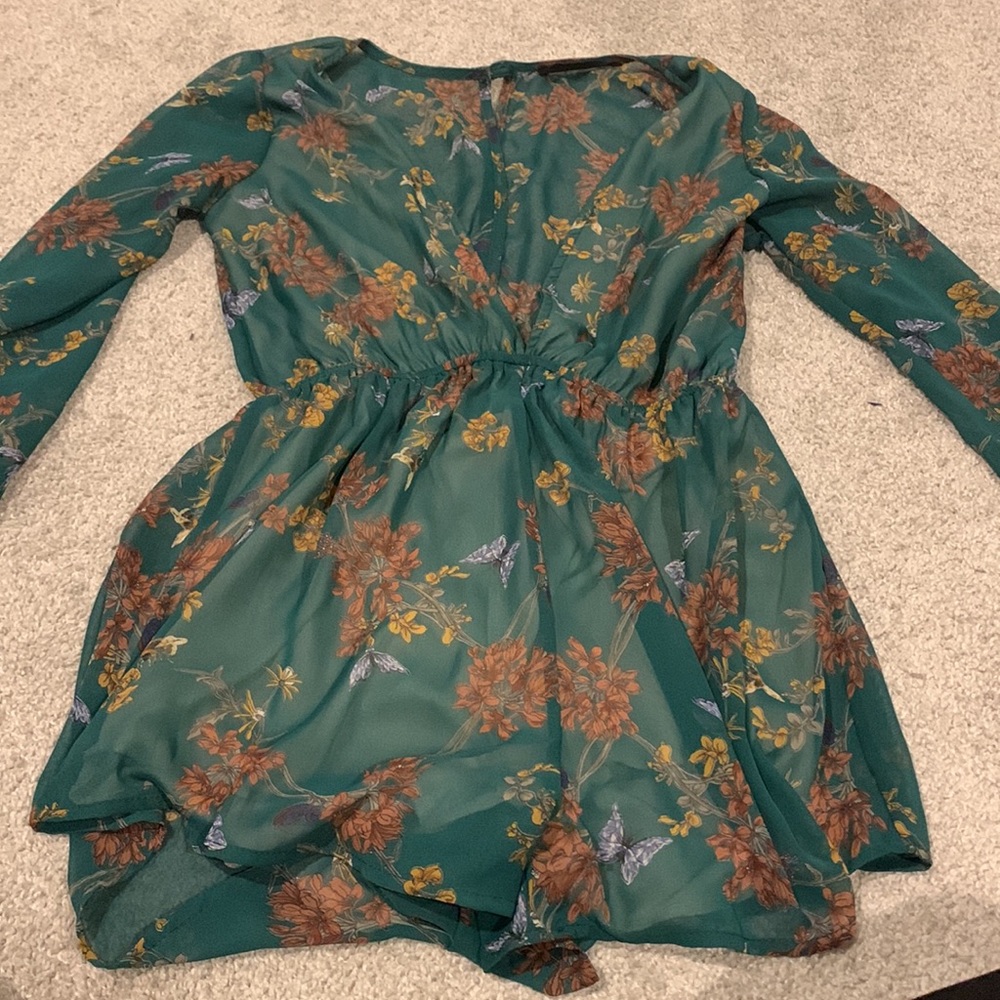Open back & long v neck front beautiful long sleeve romper